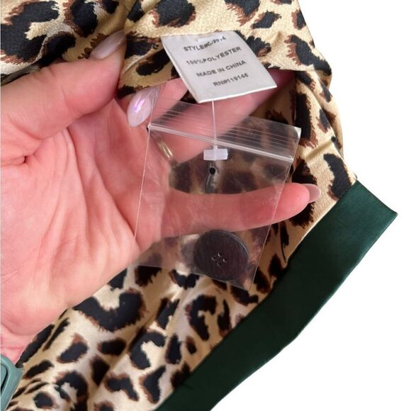 JODIFL Green and Leopard Blazer Size Large - Picture 7 of 7